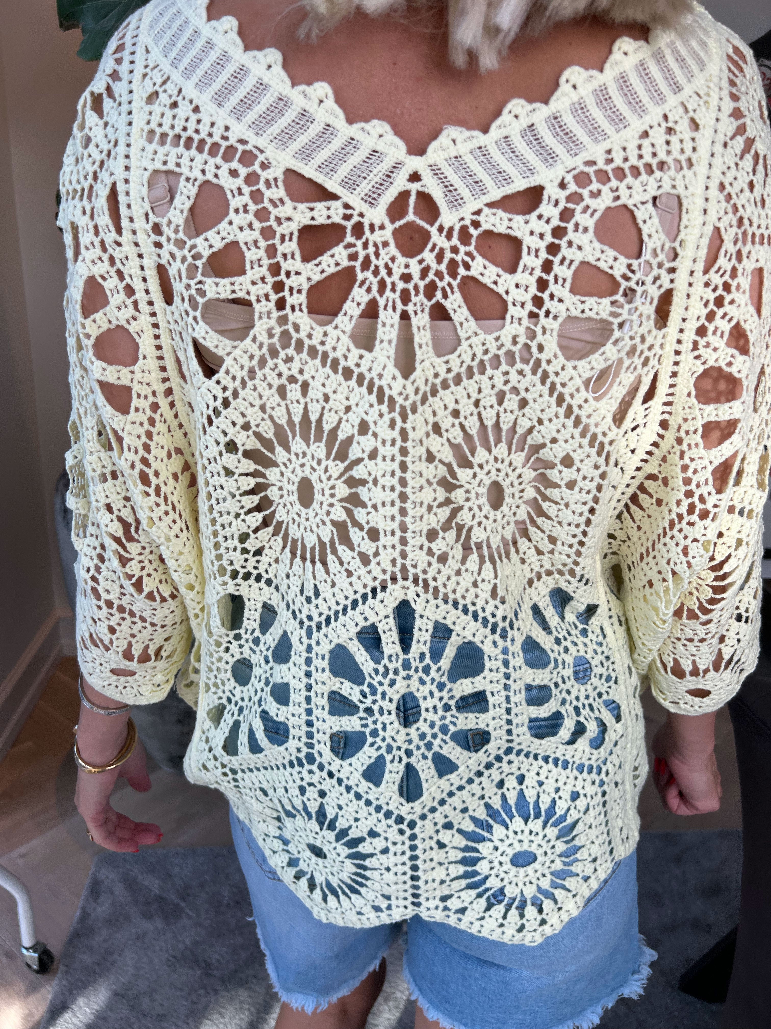 Laverna - Hæklet tunika i bomuld med fint hulmønster